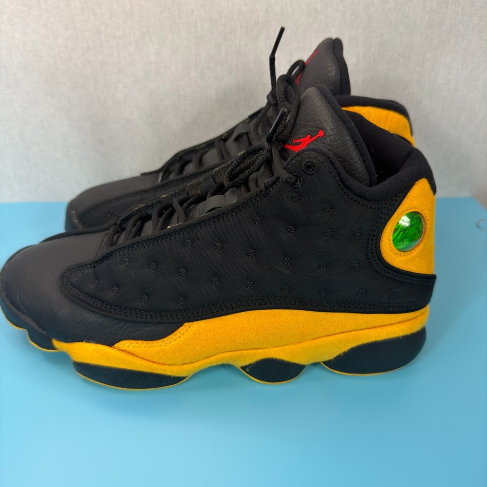 Nike Air Jordan 13 Retro "Melo Class of 2002" sneakers